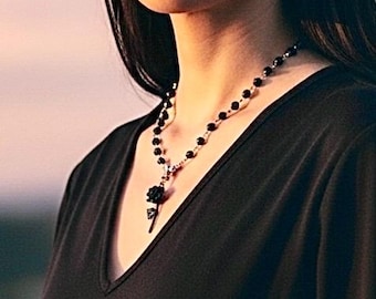 Gothic necklace for women, Black Rose necklace, Black flower Gothic wedding, Rose Gothic necklace, Gothic jewelry gift for women