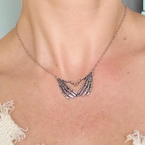 Gothic jewelry gift for women, Skeleton necklace, Original jewelry gift, Skeleton jewelry, Gothic heart, Birthday gift women gothic necklace