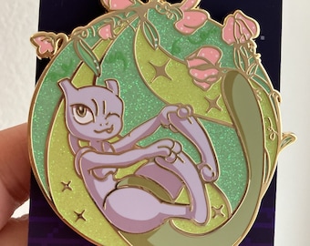 HUEY a Mew and MewTwo enamel pin by TC-96