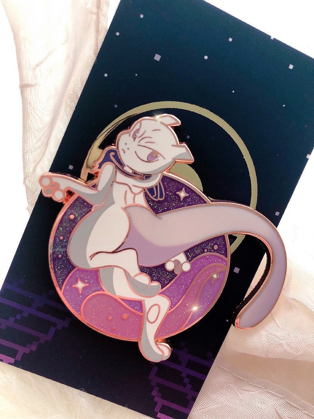 Mewtwo Legendary Psychic Pokémon Enamel Pin 