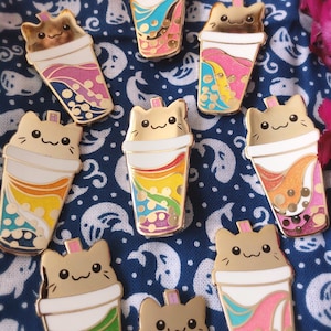 Meowtcha Boba Pride Pins B-grades i A-grades