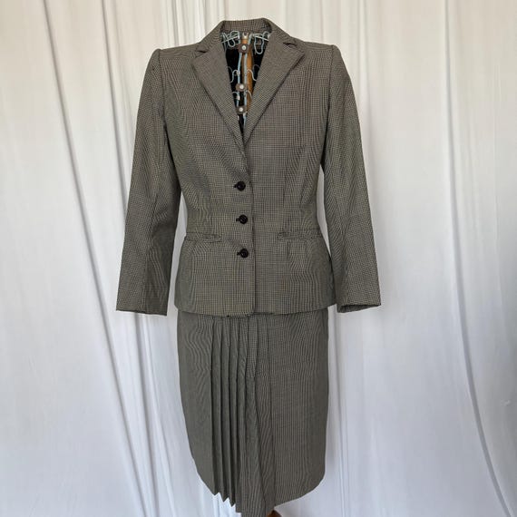 40s Houndstooth Skirt Suit - image 1