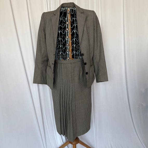 40s Houndstooth Skirt Suit - image 3