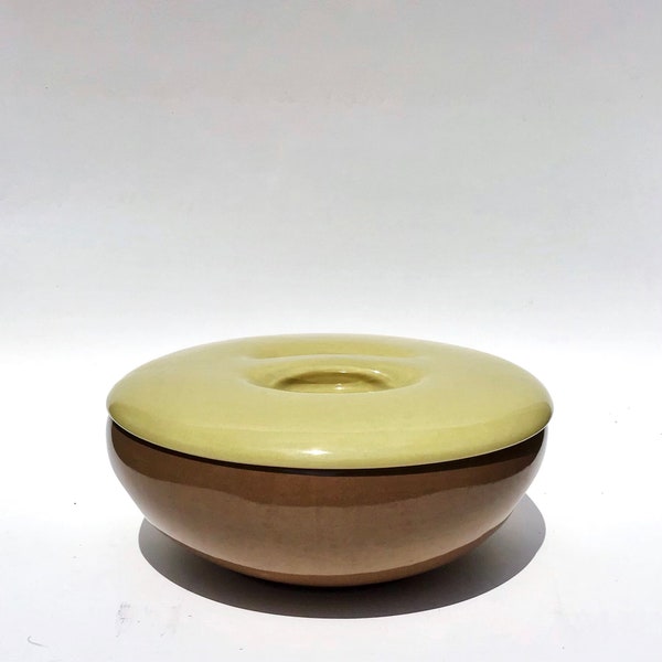 Russel Wright Iroquois Casual China Casserole Dish an Cover in Avocado and Nutmeg Brown 1950s Mid Centry Modern Ceramics Dinnerware