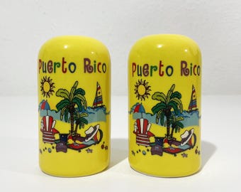 Vintage Puerto Rico Ceramic Salt & Pepper Shakers - Bright Yellow Tropical Beach Scene, Vacation Souvenir, FunintheSun, Island Kitchen Decor