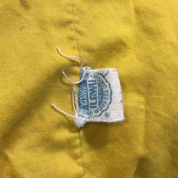 Vintage B & W Jacket w/ Leaf Pattern and Yellow L… - image 10