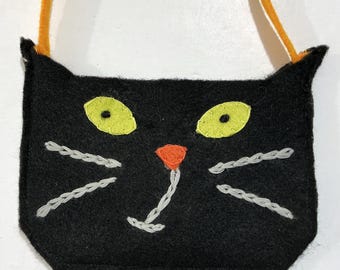 Vintage Black Cat Halloween Decoration, Midwest of Cannon Falls Embroidered Felt Ornament, Primitive Halloween Decor, Seasonal Novelty Purse