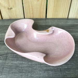Red Wing Pottery 1950s Pink Speckled 1304 Abstract Console Centerpiece Bowl - Glazed Ceramic, MCM Home Decor, Midcentury Trinket Dish
