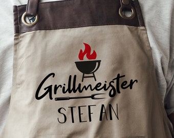 Personalisierte Grillschürze mit Kunstleder Applikation | Grillmeister | beige | Grillen mit Wunschnamen | Geschenk Idee für Barbecue Fan