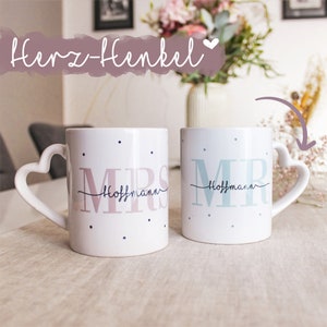 Personalisiertes Tassen Set Herzhenkel mit Wunschnamen und Datum Mrs Mr Mrs Mrs Mr Mr Geschenk für Hochzeit der Eheleute Bild 2