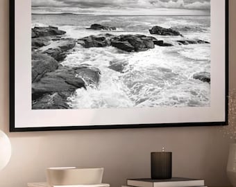 Cuadro grande en blanco y negro, fotografía costera oceánica, decoración playera neutra, cuadro de gran tamaño de 40x60 cm, paisaje marino minimalista.