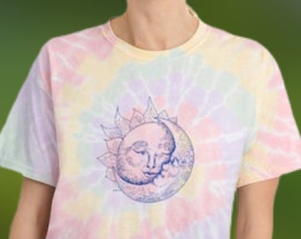 Tye Die Sun and Moon Shirt Trippy Shirt Trendy Clothes Alt Clothing Indie Shirt Aesthetic Clothes Indie Clothes Indie Clothing Tye Dye Shirt