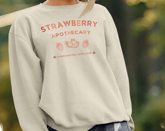 Strawberry Shirt Strawberry Clothes Strawberry Top Garden Shirt Aesthetic Clothing Cottage core Clothes Botanical Shirt Strawberry Print