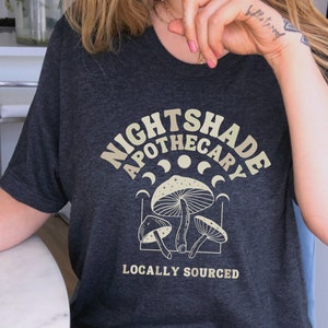 Mushroom T Shirt Trippy Shirt Mushroom Shirt Mushroom Clothing Indie shirt Indie Cottagecore Clothes Preppy Clothes Alt Clothing Alt Clothes