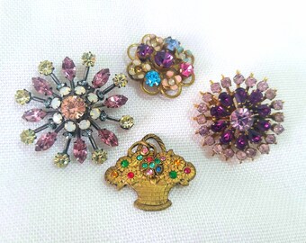 4 beautiful vintage sparkley brooches floral and starburst