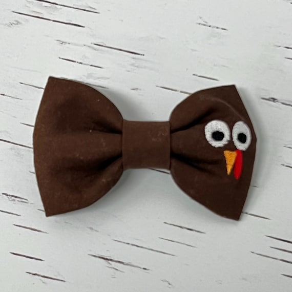 Embroidered Thanksgiving Dog Bow Tie, Brown Turkey Collar Bow, Fall Collar Decoration, Holiday Cat Bow Tie, Festive Bow Tie, Dog Mom Gift