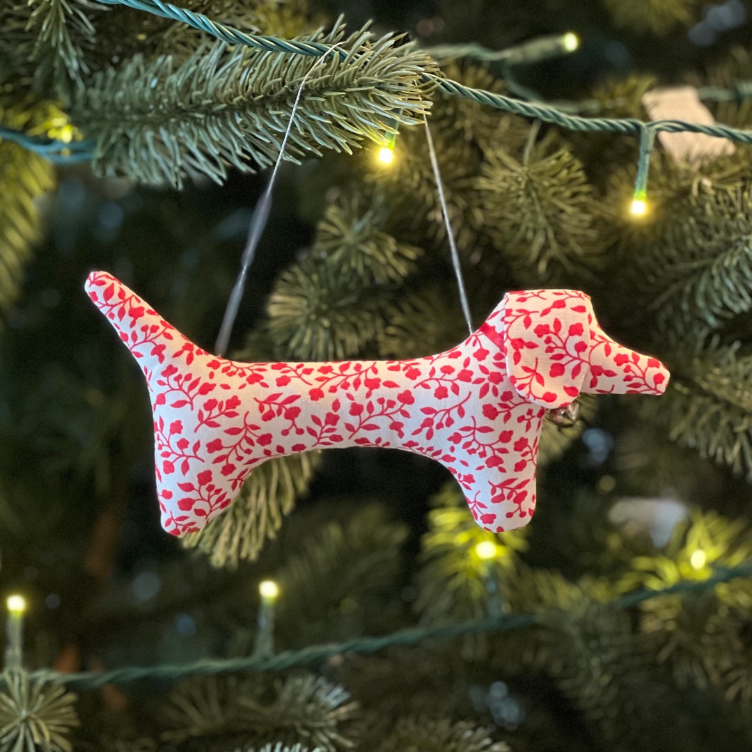 Red and White Floral Dachshund Christmas Ornament Sausage Dog Etsy