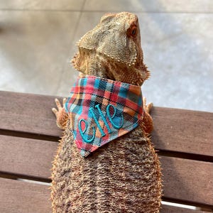 Bandana d'automne à carreaux avec dragon barbu, écharpe citrouille pour animal de compagnie, costume d'Halloween pour reptile, accessoire brodé personnalisé pour petit animal de compagnie