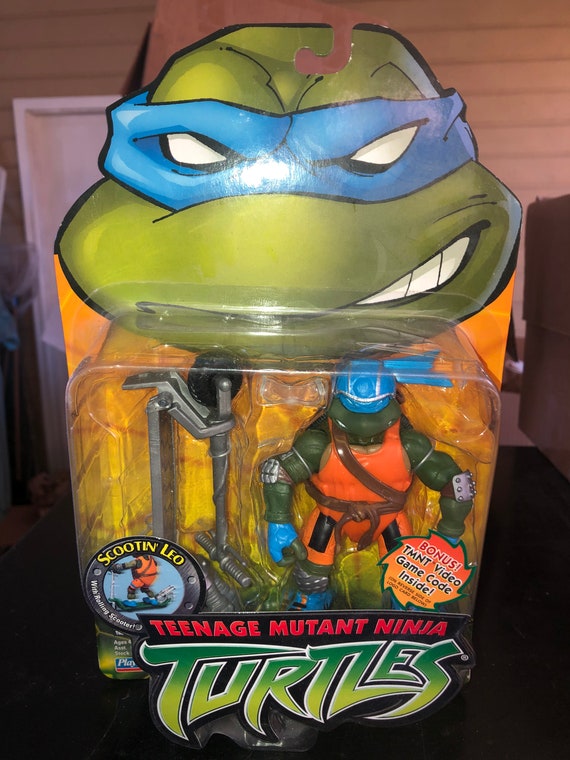 Scootin Leo Teenage Mutant Ninja Turtle Playmates Action Figure