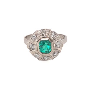 Art Deco Emerald and Diamond Ring in 18K White Gold