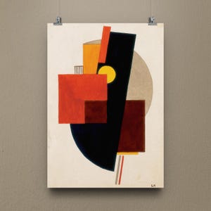 Può includere: Stampa artistica astratta con forme geometriche in rosso, nero, giallo e arancione. Una grande forma nera domina la composizione, con un cerchio giallo e un semicerchio sullo sfondo. L'opera d'arte è montata su sfondo bianco e appesa con clip.