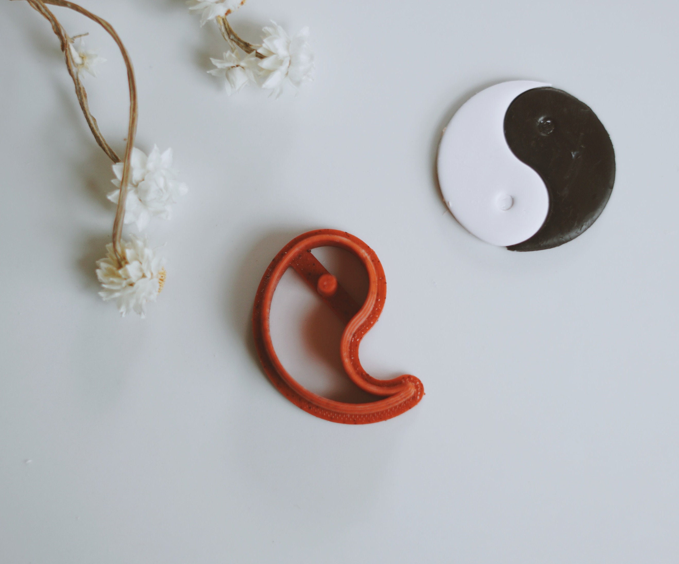 Yin Yang Skull - Etsy