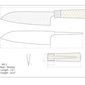 Könnte beinhalten: Linienzeichnung eines Santoku-Messers mit einer 7,6 Zoll langen Klinge und einer Gesamtlänge von 13,3 Zoll. Das Messer hat einen strukturierten Griff.