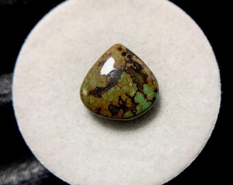 バンブーマウンテンターコイズ、ペアーカボション、13x13x4 MM、5 CTS、美しいカボション、#C-844