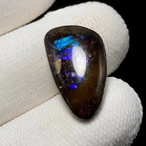 Ammolite, Freeform Cabochon, 19x11x4 MM, 6 CTS, Beautiful Cabochon, #C-370