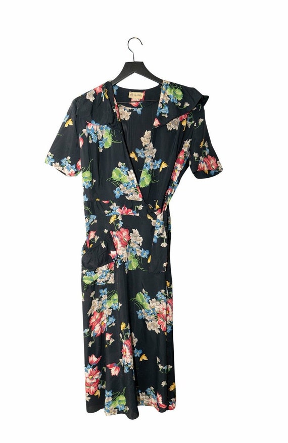1940's Floral Navy Dress