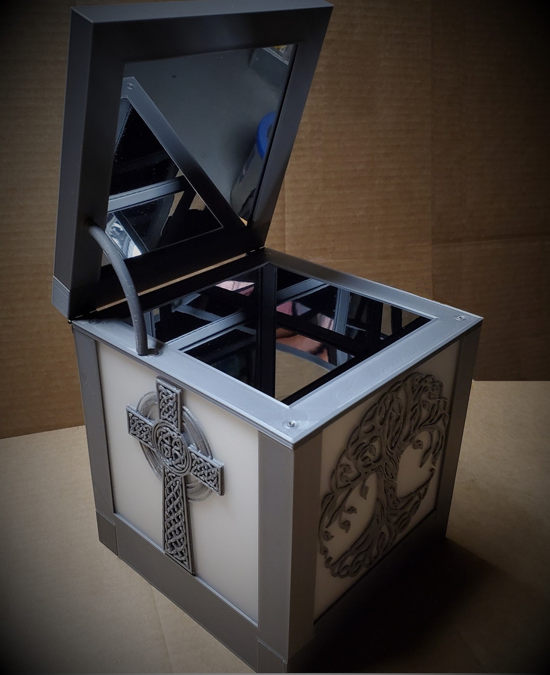 NEW Psixx Toy Box a Collaborated Design With Underground Paranormal