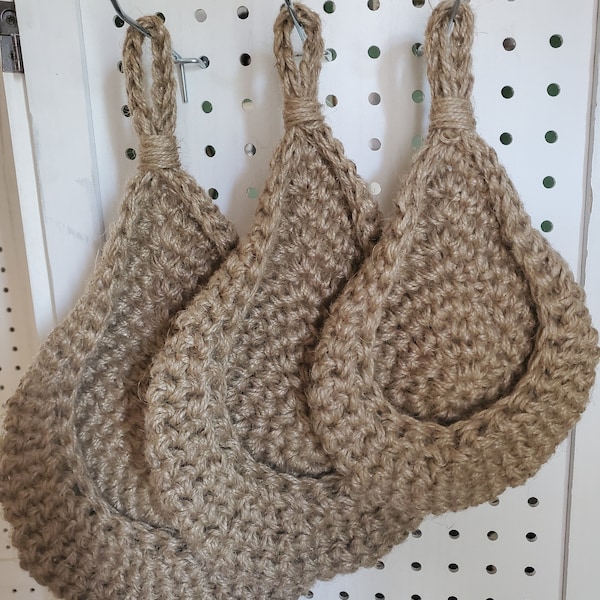 Jute Hanging Basket Organizer| Twine kitchen baskets| tear drop hanging basket|Crochet Basket. Door Caddy. Sunglasses Holder Key Ring Basket