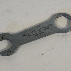 Peter Paul Electronics New Britain Conn. GP-010 Pin wrench, Socket End 3/4"