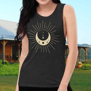Sun and moon ladies tank top, Sun moon crop top, Sun & moon cropped tank top, Black tank top lioness-love