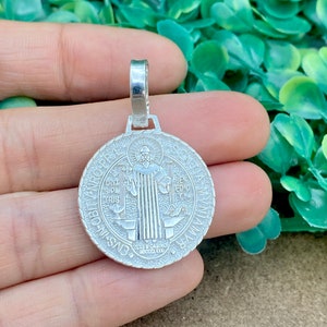 Medalla San Benito Abad en plata - La Casa del Cofrade
