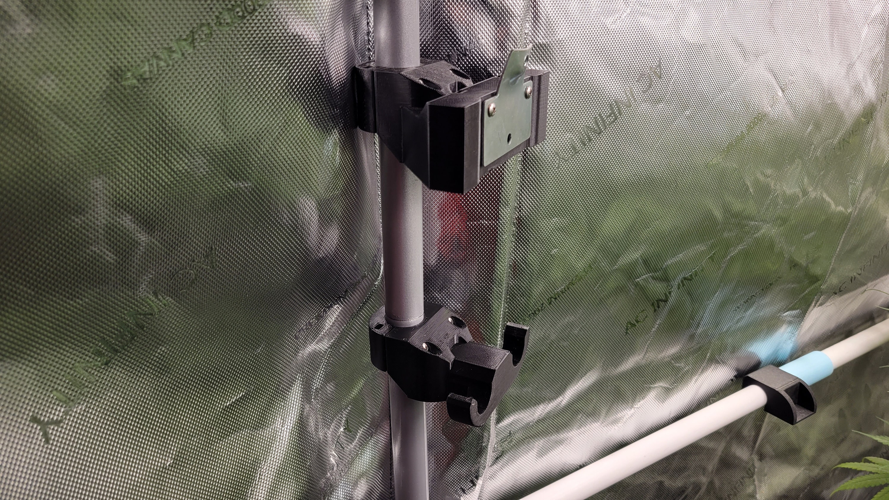 Grow Tent Fan Mount (12in & 16in Hurricane)