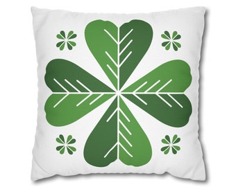 Quadratischer Kissenbezug aus gesponnenem Polyester mit grünem Kleeblatt