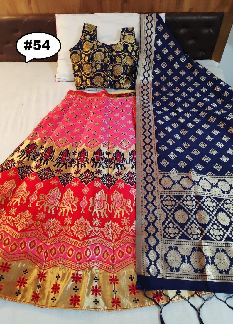 Designer lehenga choli Brocade silk lehengha inner cancan canvas semi stitch Blouse Dupatta pure banarasi silk lengha choli saree