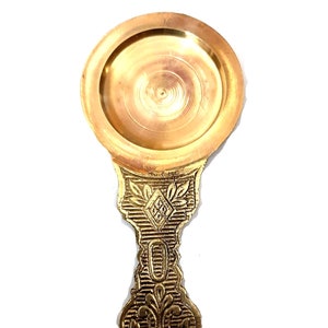 Messing Metall Kapoor Aarti Diya / Kampfer Aarti Diya 4 Zoll lang KOSTENLOSER Versand in der ganzen Welt