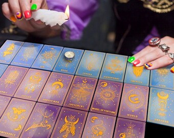 22-delat set med tarotkort i silikon