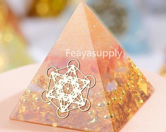 Grande stampo piramidale, stampo piramidale orgonite, stampo in silicone, stampo in resina, stampo in resina epossidica, stampi artigianali in resina