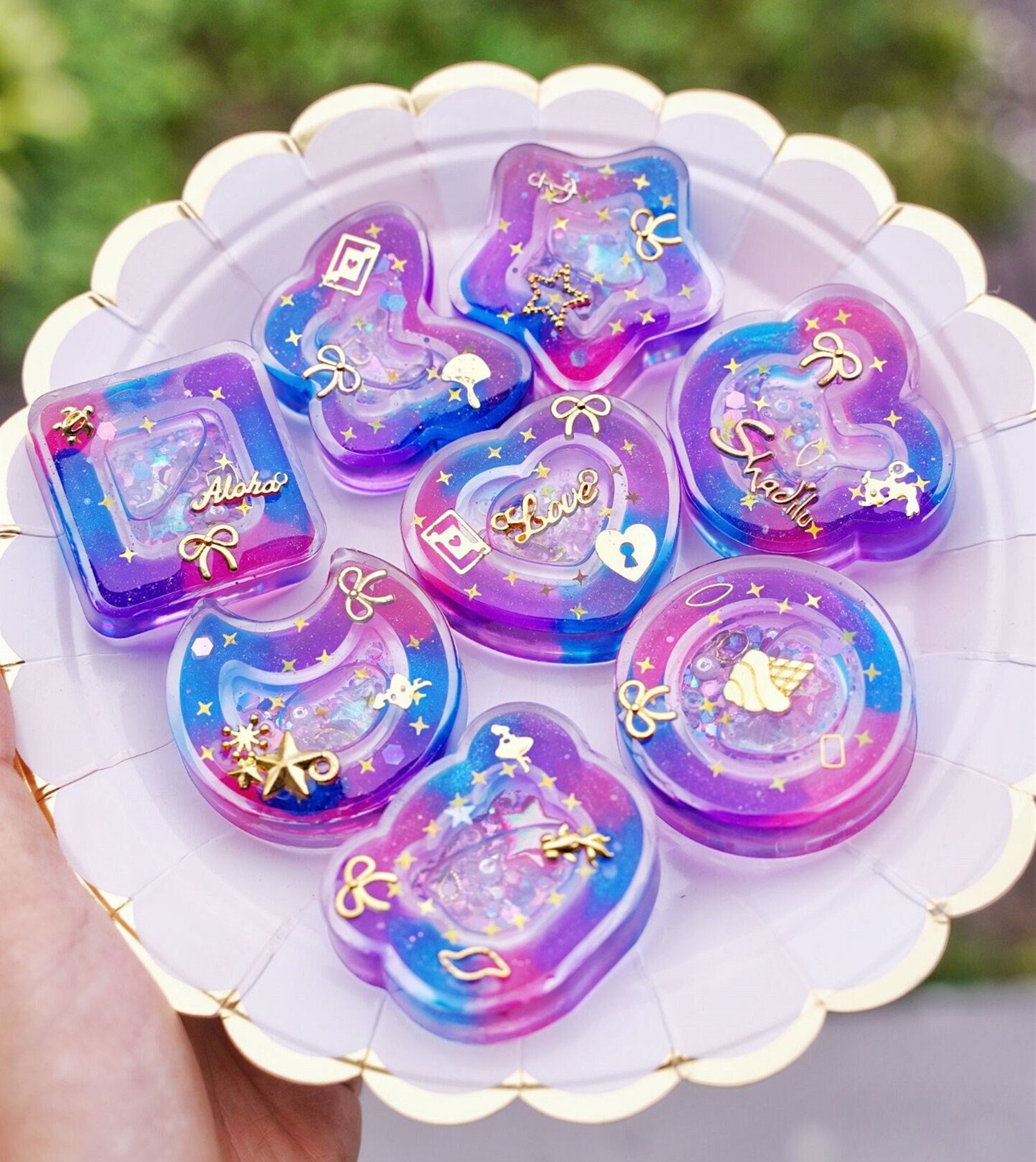 Shake Charm Paw Butterfly Bee Resin Mold KeyChain Kawaii Craft UV Resin  Silicone Mold - Silicone Molds Wholesale & Retail - Fondant, Soap, Candy,  DIY Cake Molds