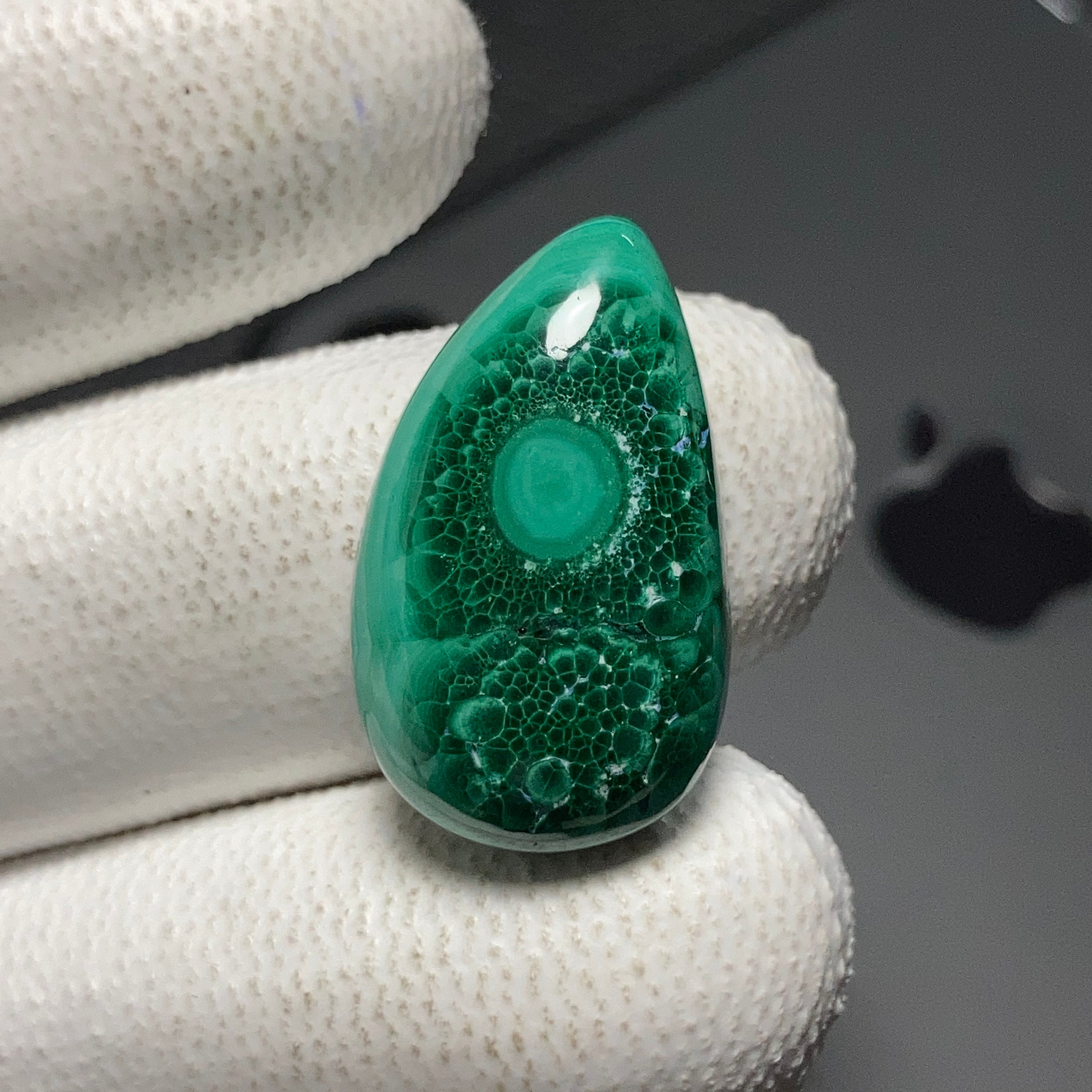 Malachite, Freeform Cabochon, 25x15x7 MM, 27 CTS, Beautiful Malachite, Freeform Cabochon, 25x15x7 MM, 27 CTS, Beautiful