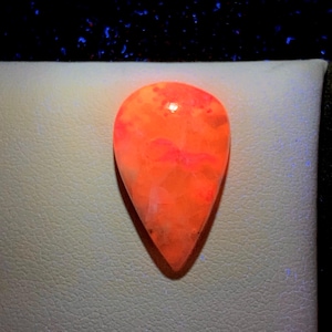 Hackmanite , Color Change UV , Fluorescence crystal,Pear Cabochon, 21x13x4 MM, 8 CTS, Beautiful Cabochon,#24032
