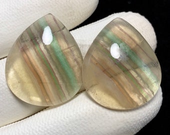 Natürliches Fluoritpaar, Birnen-Cabochon, 26x22x5 MM, 49 CTS, wunderschöner Cabochon. #4816