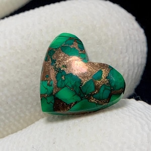 Forest Green Dahlia Mohave Turquoise , Heart Cabochon, 11x12x4 MM, 4 CTS, Beautiful Cabochon,#16130