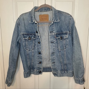 Levi’s Vintage Blue Denim Jean Trucker Jacket 40
