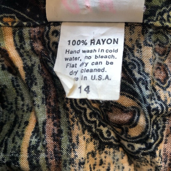 Vintage Button Down Collared Unique Printed Top - image 5