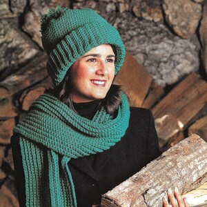 Easy crochet hat scarf pattern, winter wear, digital pattern, vintage style, women's fashion.