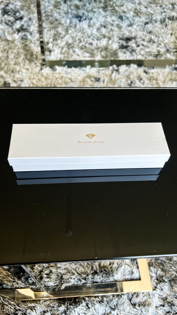 Memory Diamond Ring • Authentic and White Gold Je… - image 6